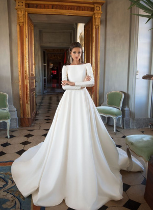 Josephine 34/36  1.100 eur | pôvodná cena 2.850 eur  