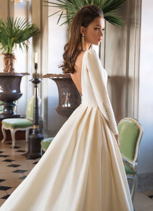 Josephine 34/36  1.100 eur | pôvodná cena 2.850 eur  